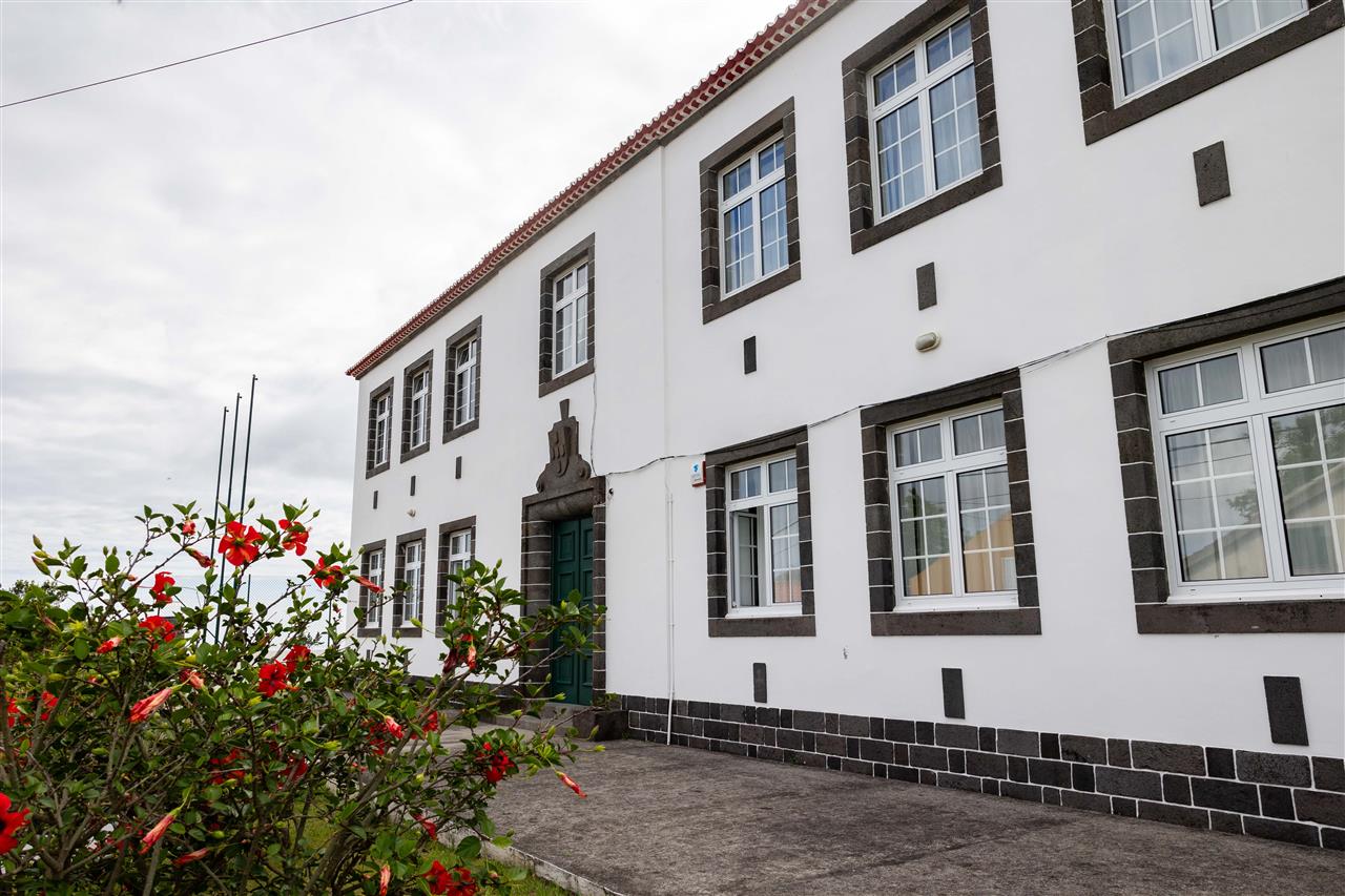 Escola de Santa Bárbara